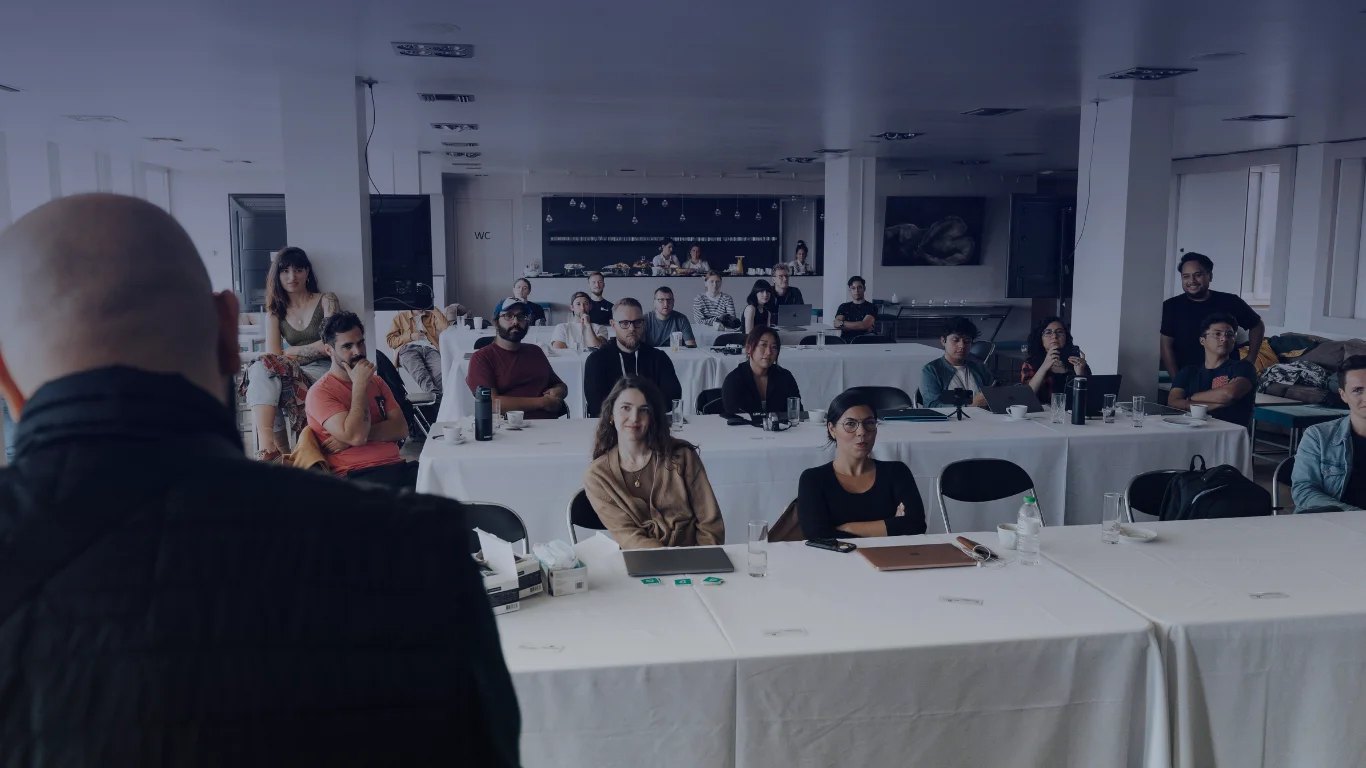 Equipo Frefity trabajando